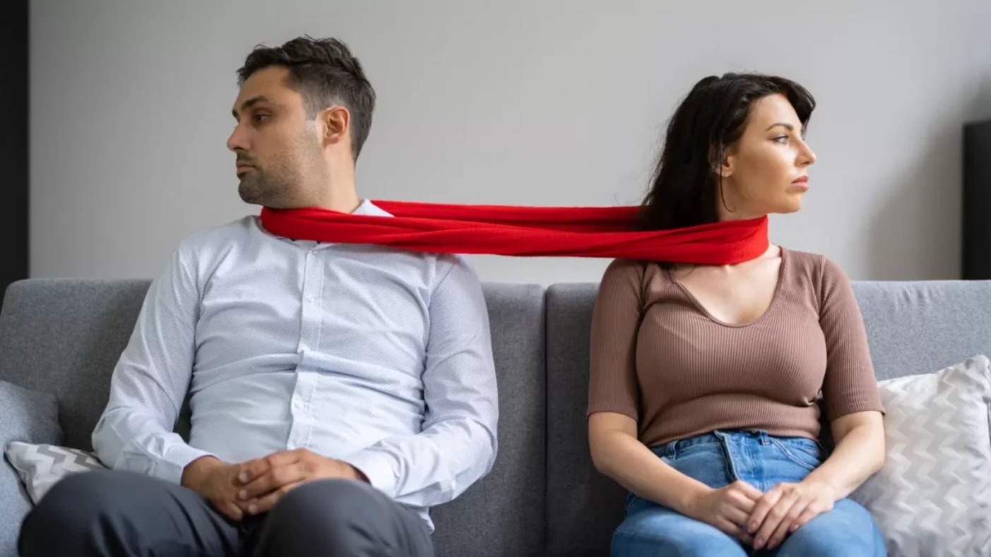 چرا روابط عاطفی به وابستگی ناسالم تبدیل می شوند؟